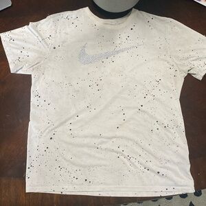 Nike splatter t-shirt